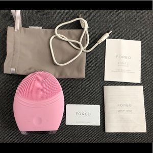Foreo Luna 2 Professional facial cleaner